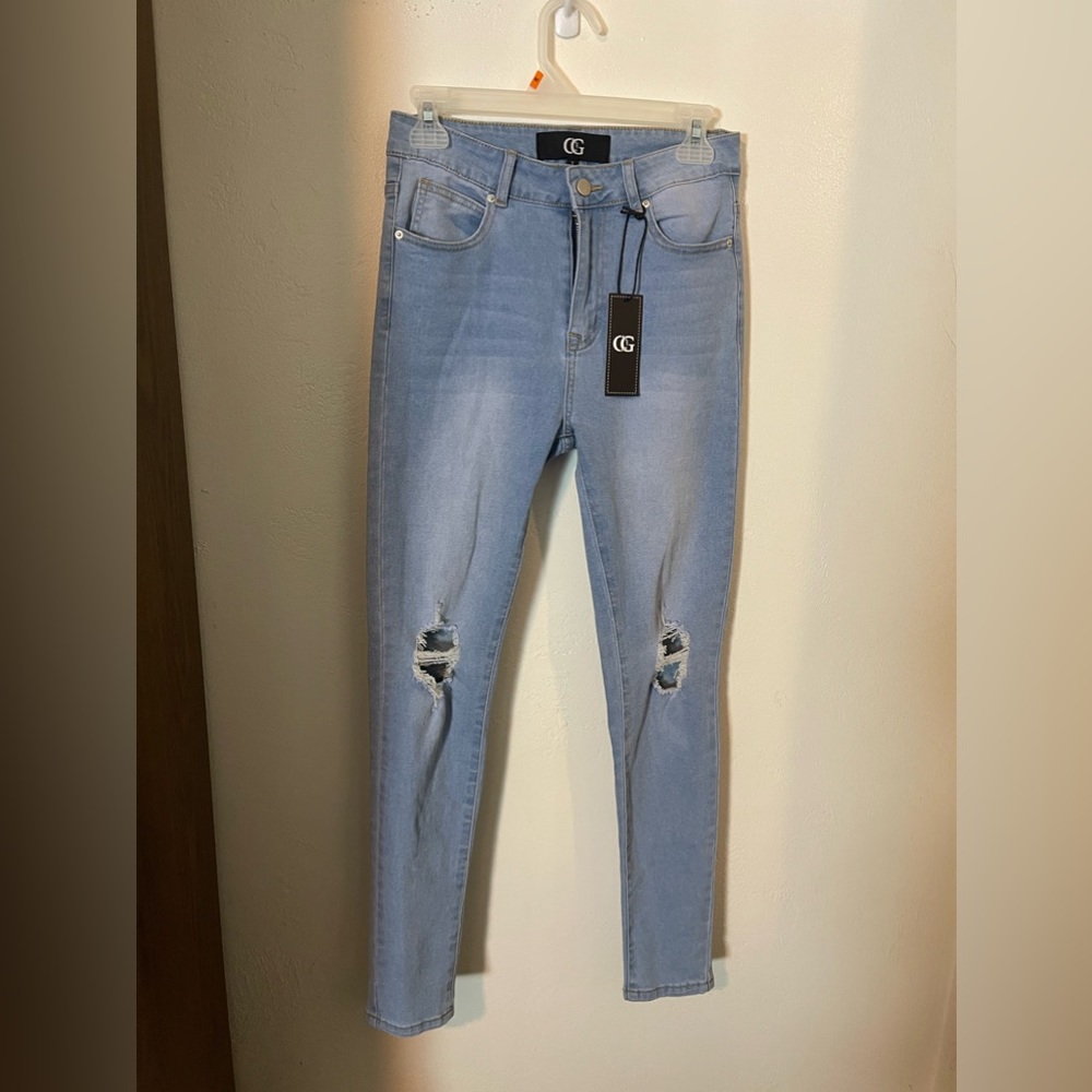 Skinny blue jeans